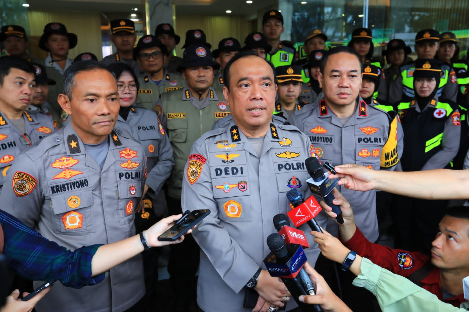 Bantu Korban Banjir Demak, Polri Kirim Tim Kemanusiaan 