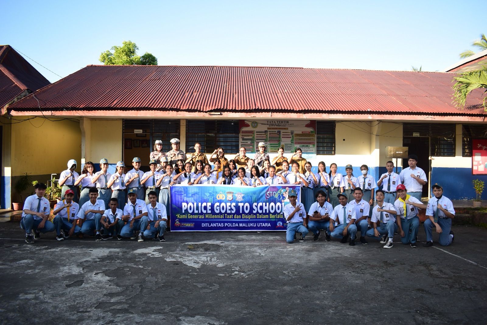 Ditlantas Polda Malut Edukasi Keselamatan Berkendara di SMA Katolik Ternate