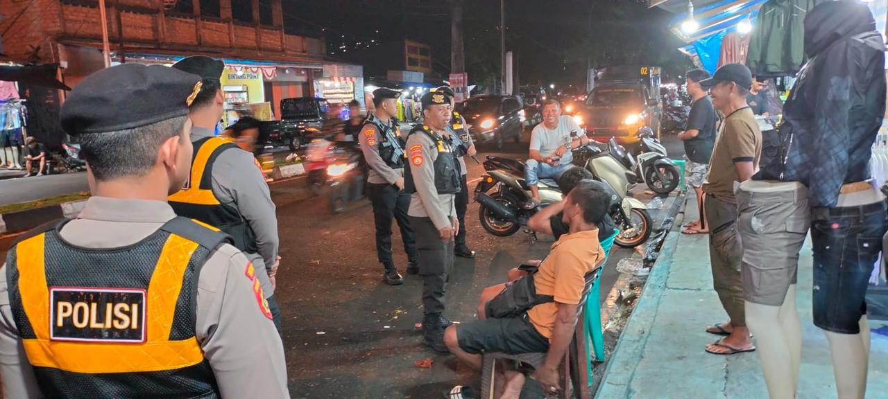 Patroli Malam : Wujud Kepedulian Terhadap Kamtibmas