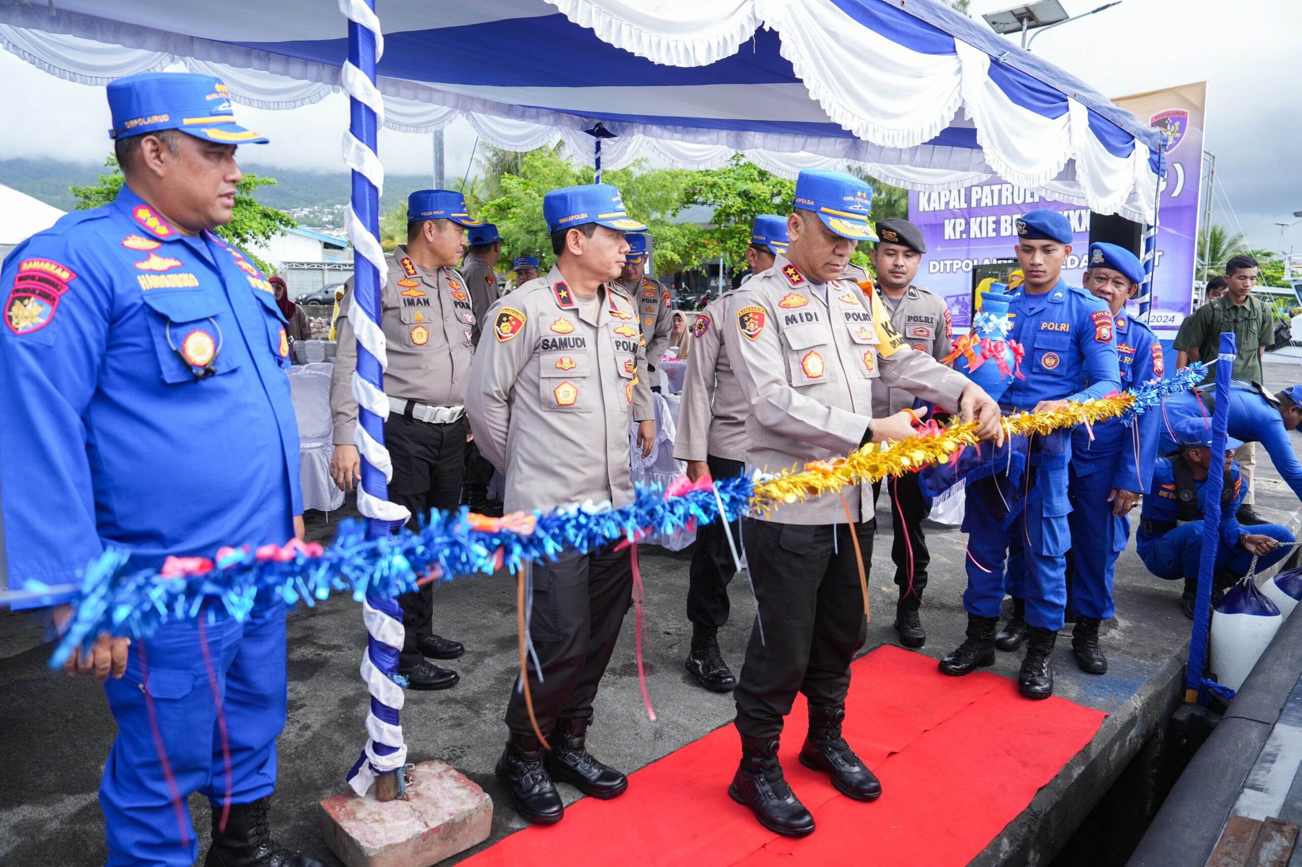 Kapolda Maluku Utara Resmikan Kapal Patroli Cepat KP Kie Besi XXX-2016