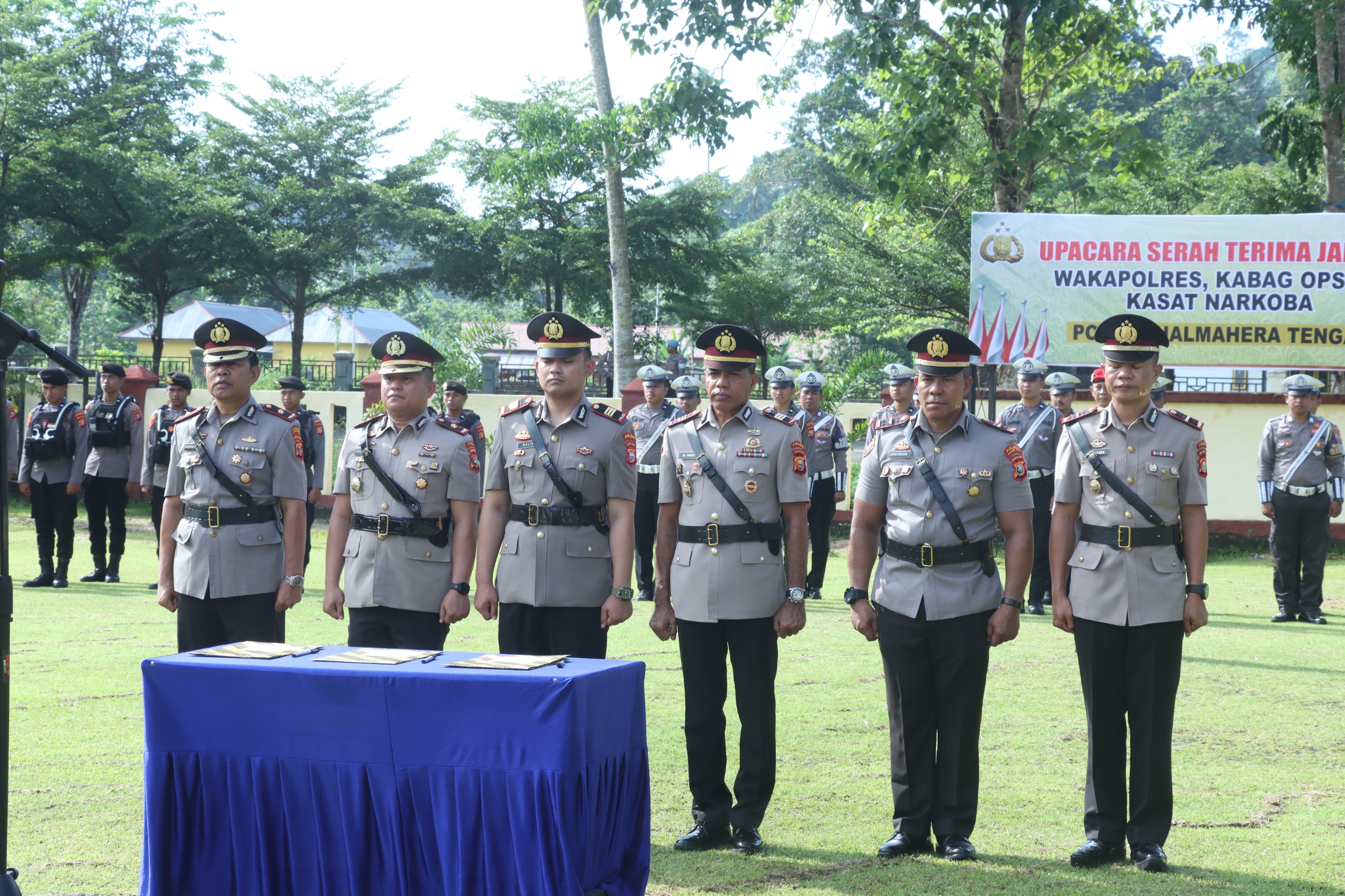 Kapolres Pimpin Serah Terima Jabatan,Waka Polres dan 2 PJU Polres Halmahera Tengah.