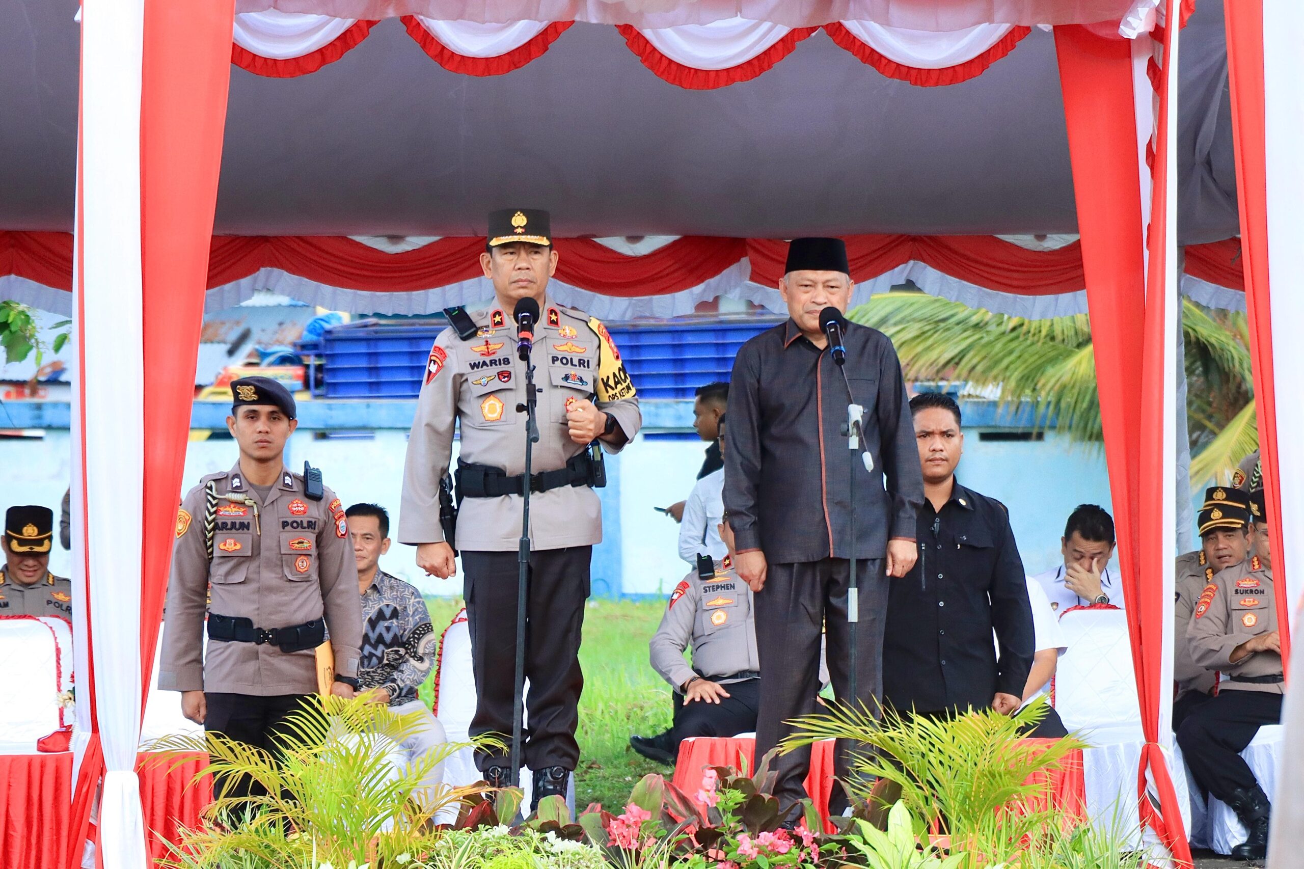 Kapolda Malut dan Wakil Gubernur Pimpin Apel Gelar Pasukan Operasi Ketupat 2025