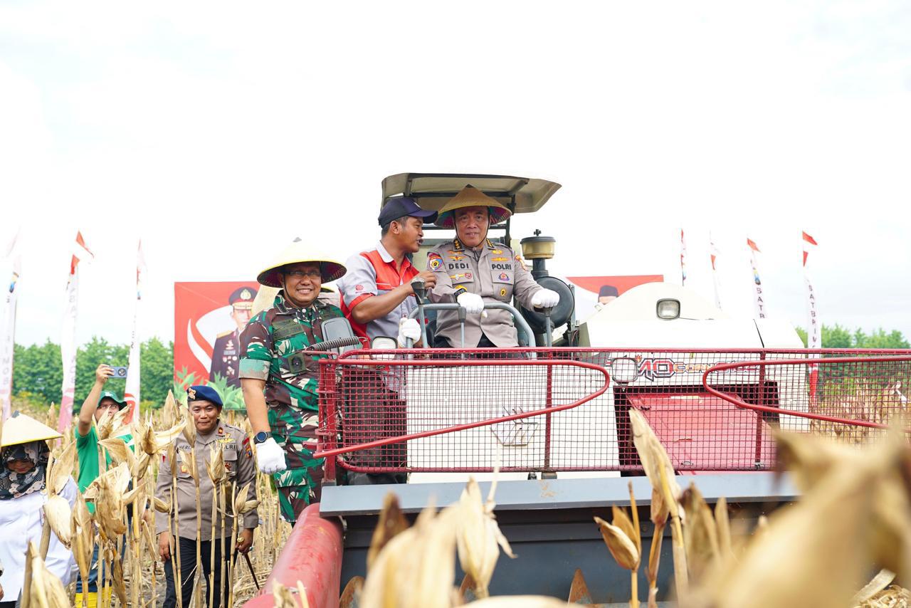 Ekspor Jagung Perdana Tandai Keberhasilan Sinergi Strategis Gugus Tugas Ketahanan Pangan POLRI