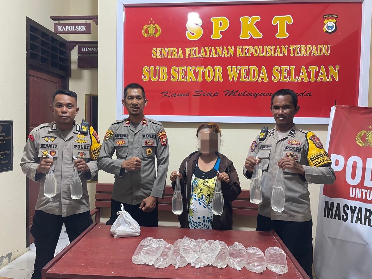 Jelang Lebaran Idul Adha Polsubsektor Weda selatan Ungkap peredaran Miras ilegal.