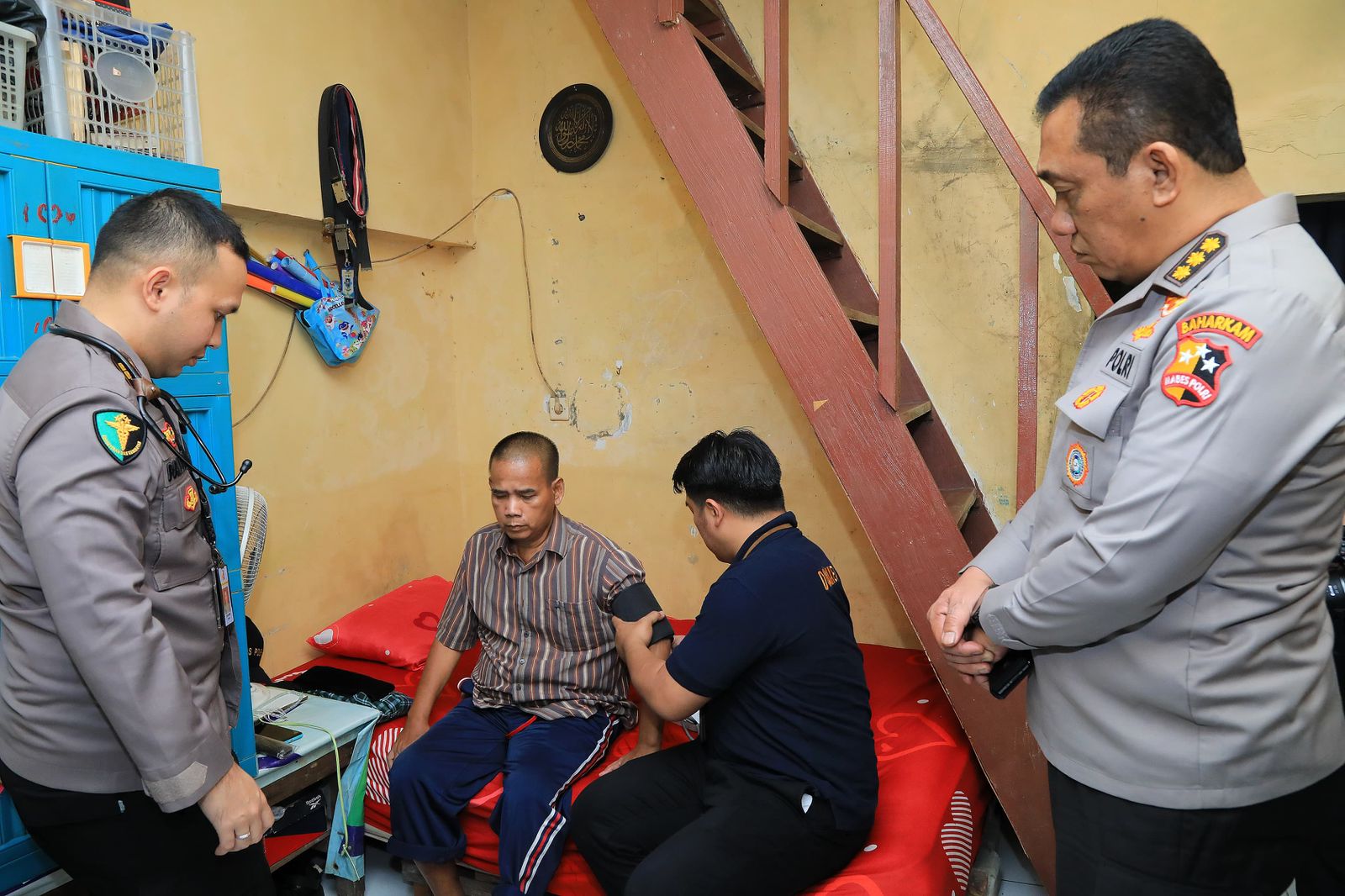 Anjangsana HUT Bhayangkara ke-79, Tim Baharkam Polri Kunjungi PNPP Sakit Pengatur Muda Joko Priyono