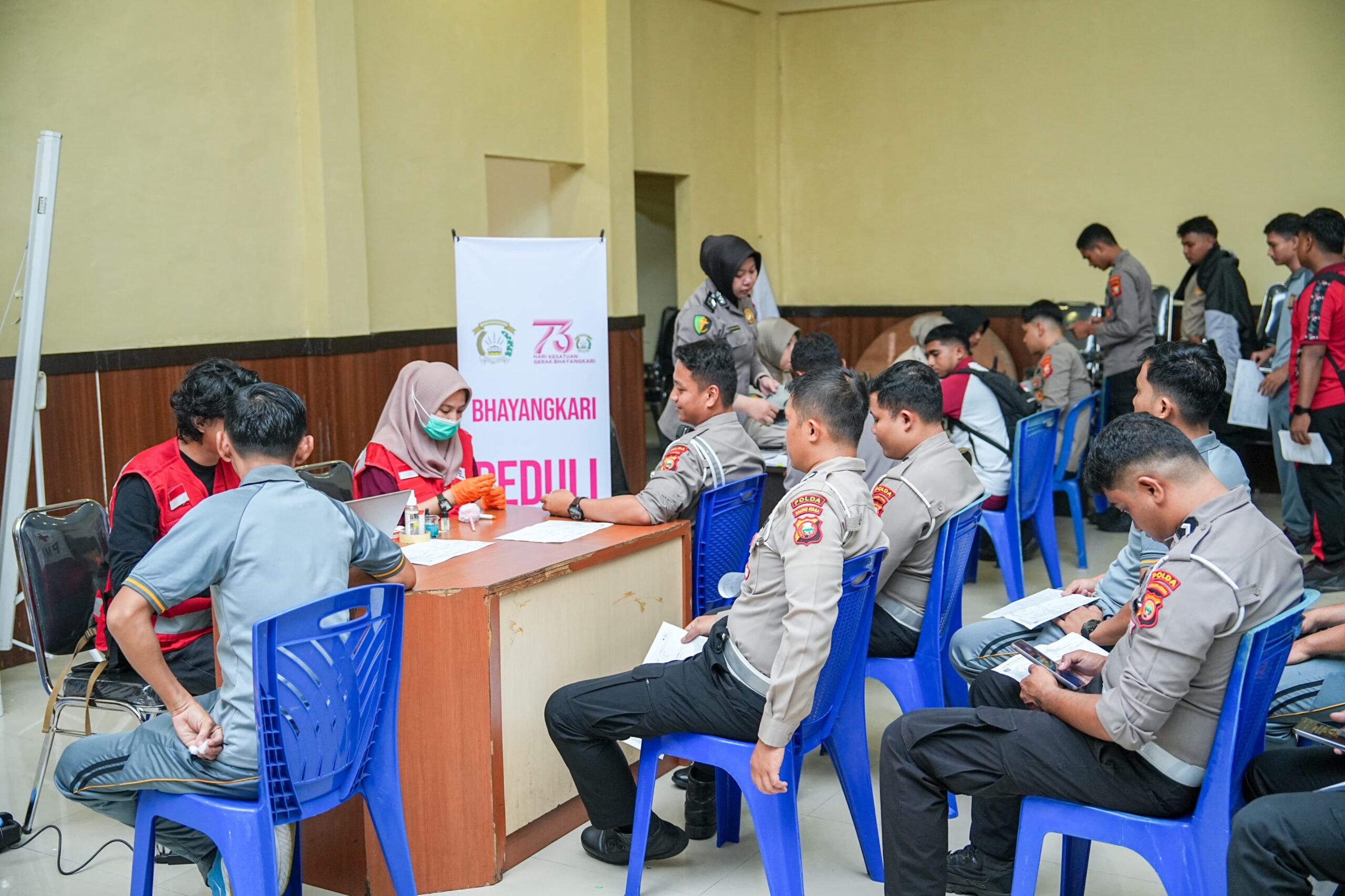 Polda Maluku Utara Gelar Bakti Kesehatan Sunatan Massal dan Donor Darah Gratis Sambut Hari Bhayangkara ke-79