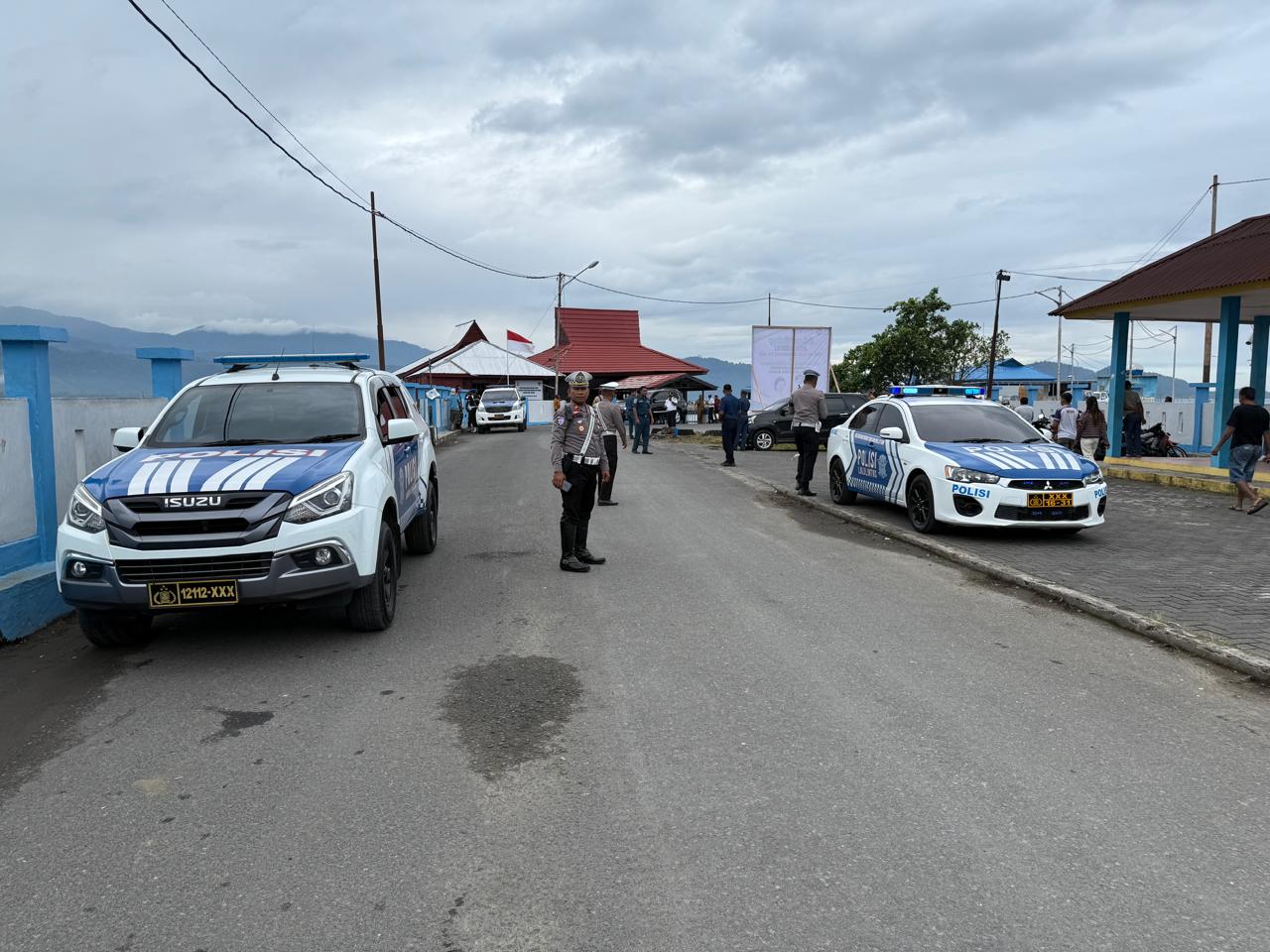 Satlantas Polres Halmahera Barat Laksanakan Pengawalan dan Pengamanan Jalur Kunker Jaksa Agung RI
