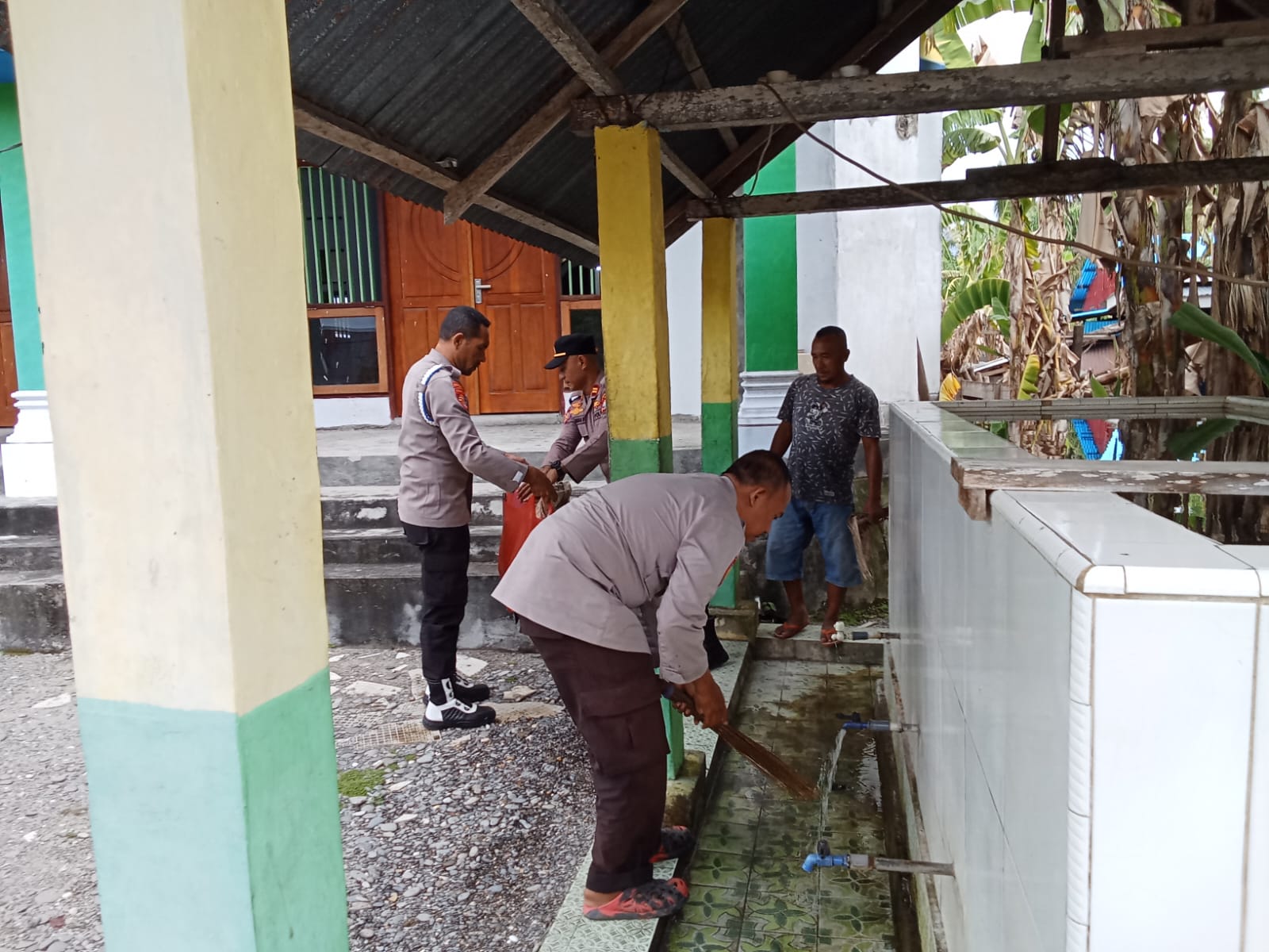 Jaga Sula- Polsek Sulbar Gelar Bakti Religi Sambut HUT Bhayangkara Ke-79