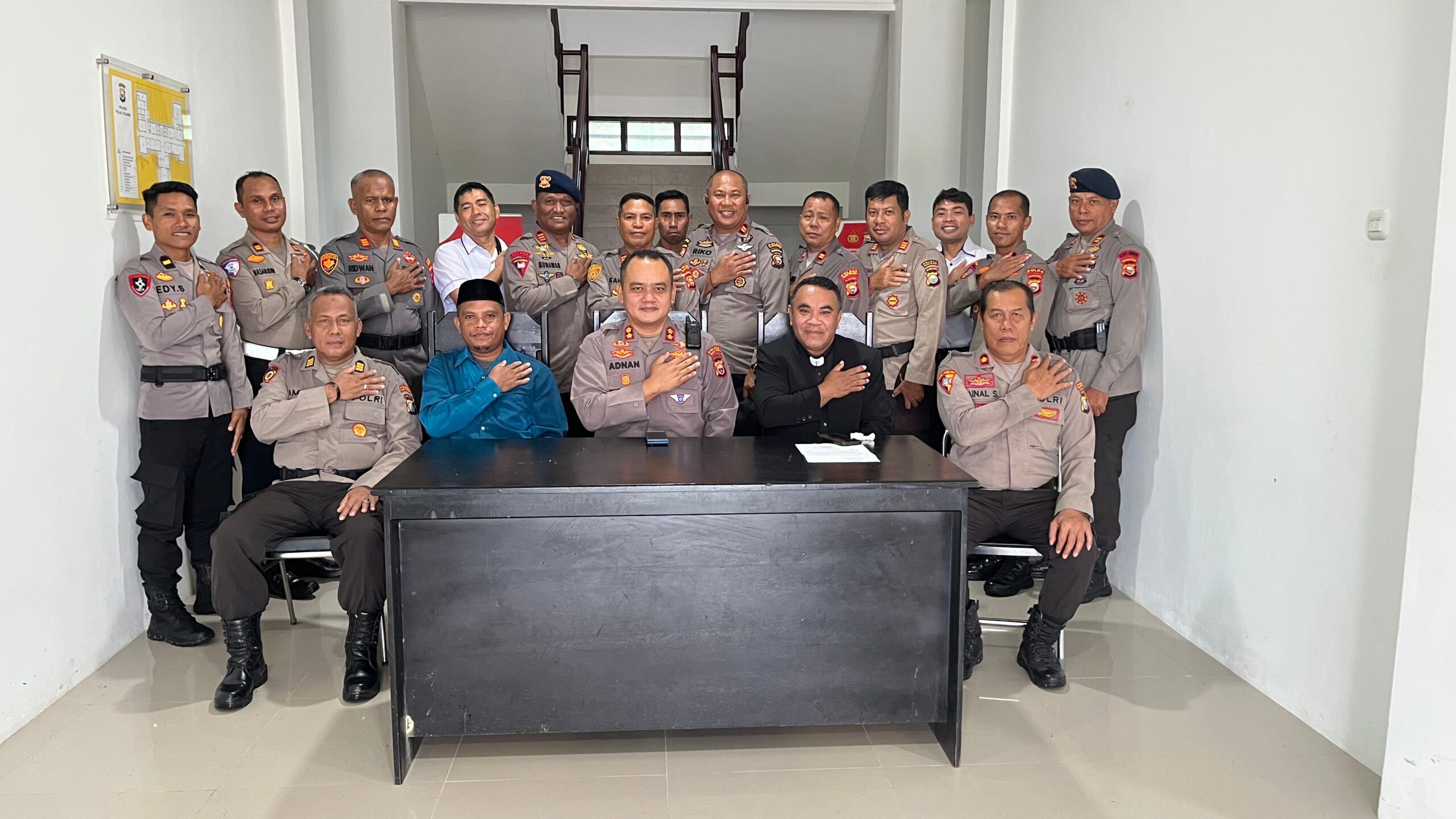 Sambut Hari Bhayangkara ke-79, Polres Pulau Taliabu Gelar Doa Bersama Lintas Agama Tribrata News Polres Pulau TaliabuJuni 26, 2025