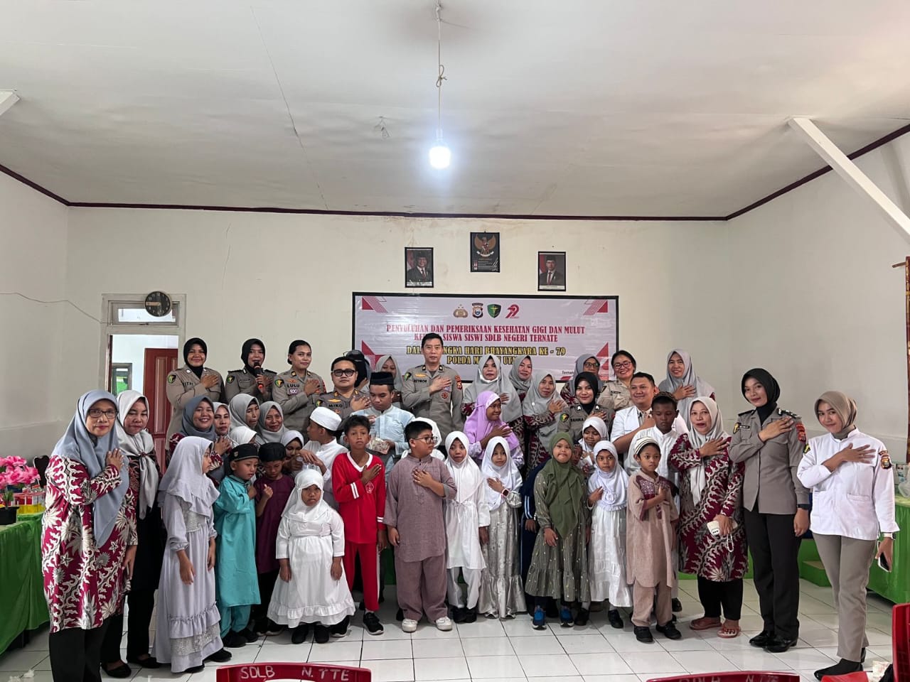 Sambut Hari Bhayangkara Ke-79, Biddokkes Polda Malut Peduli Kesehatan Anak Berkebutuhan Khusus