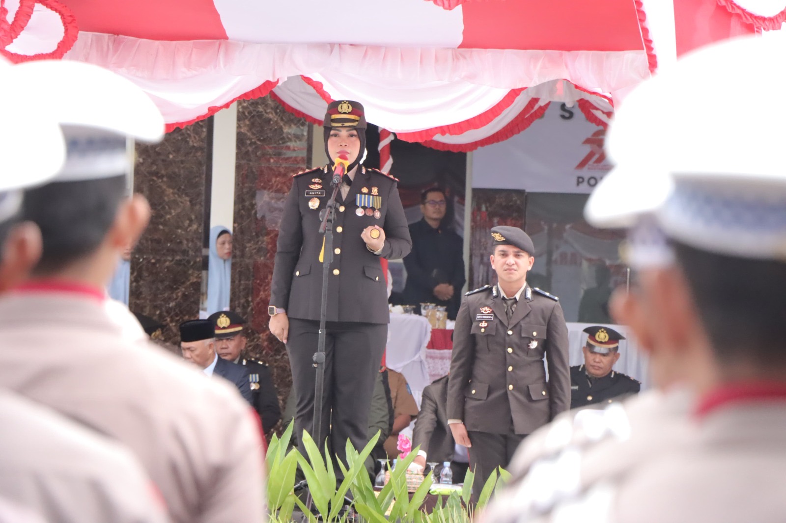 Upacara Hari Bhayangkara ke-79, Kapolres Ternate Tekankan Pelayanan Humanis untuk Masyarakat