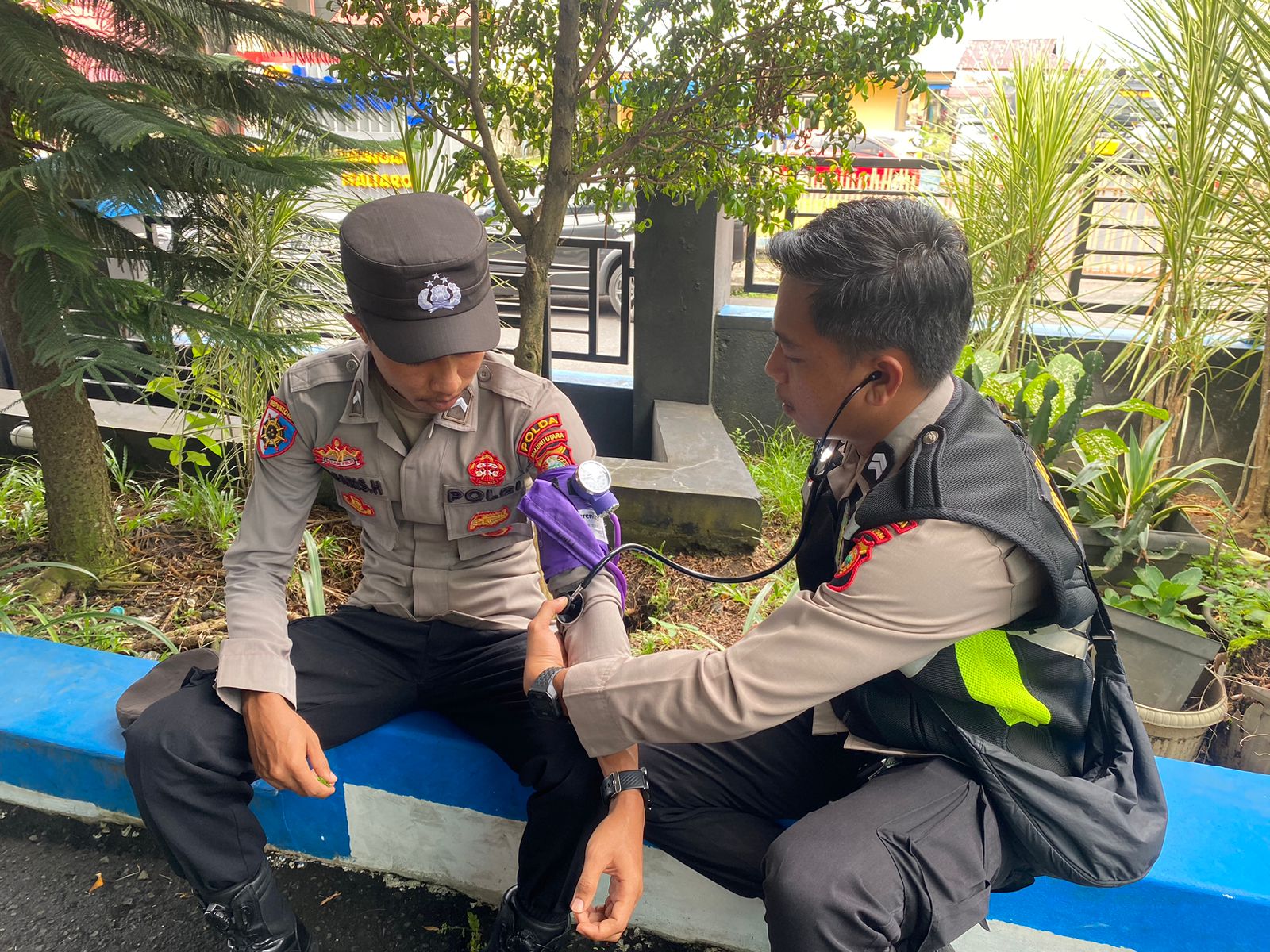 Pastikan Kondisi Kesehatan Tetap Prima, Subsatgas Dokkes Operasi Patuh Kie Raha 2025 Laksanakan Pendampingan Kesehatan bagi Personel