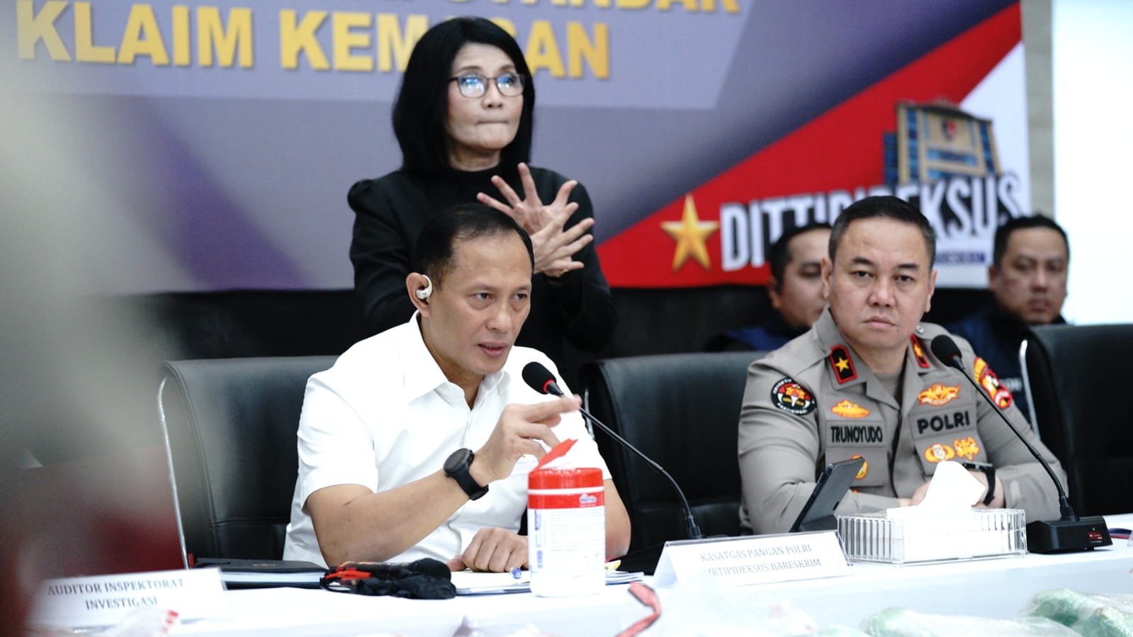 Satgas Pangan Polri Sita 201 Ton Beras yang Tidak Sesuai Standar Mutu dan Takaran