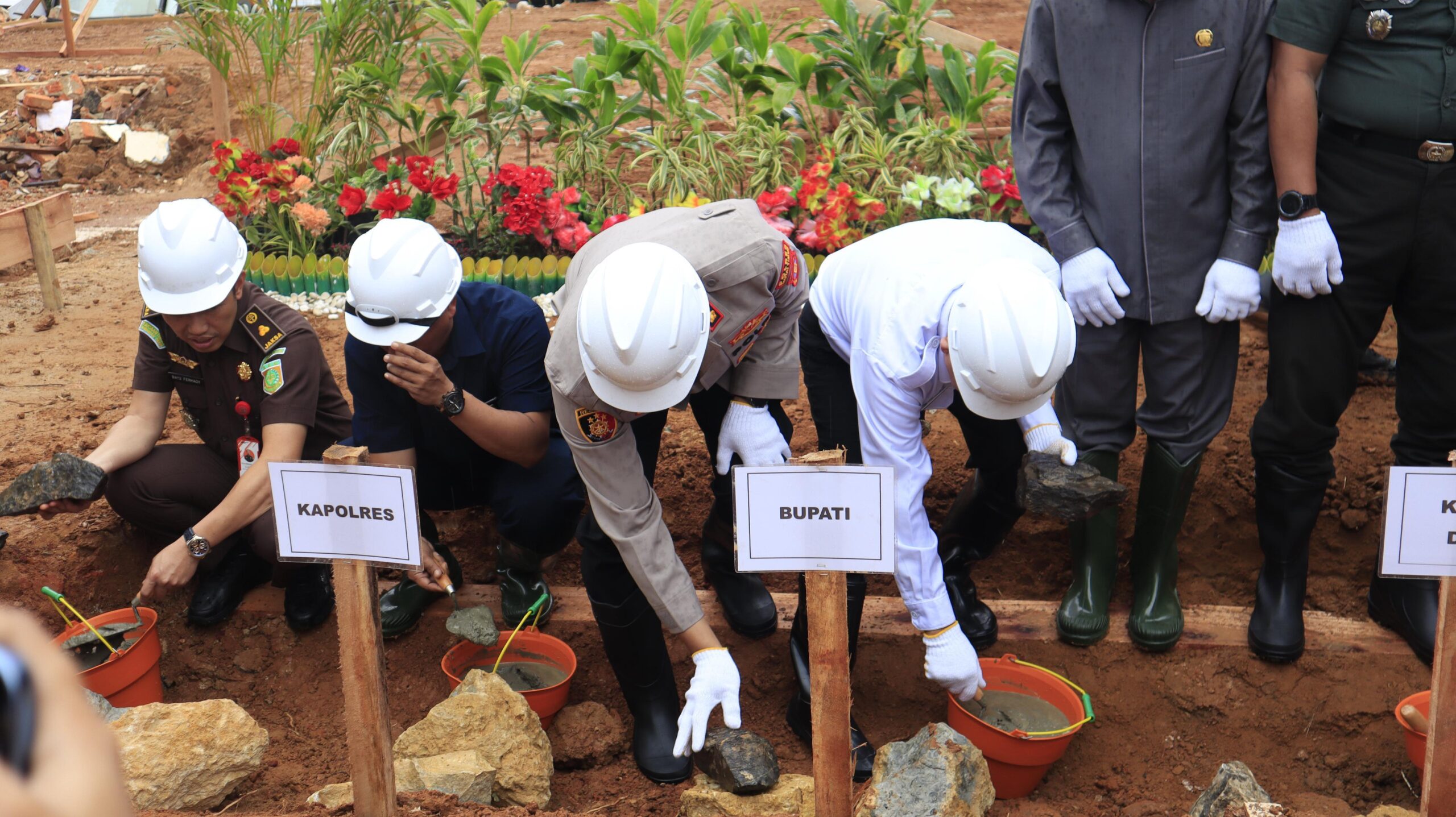 Polres Kutai Timur Laksanakan Groundbreaking SPPG MBG Serentak se-Indonesia