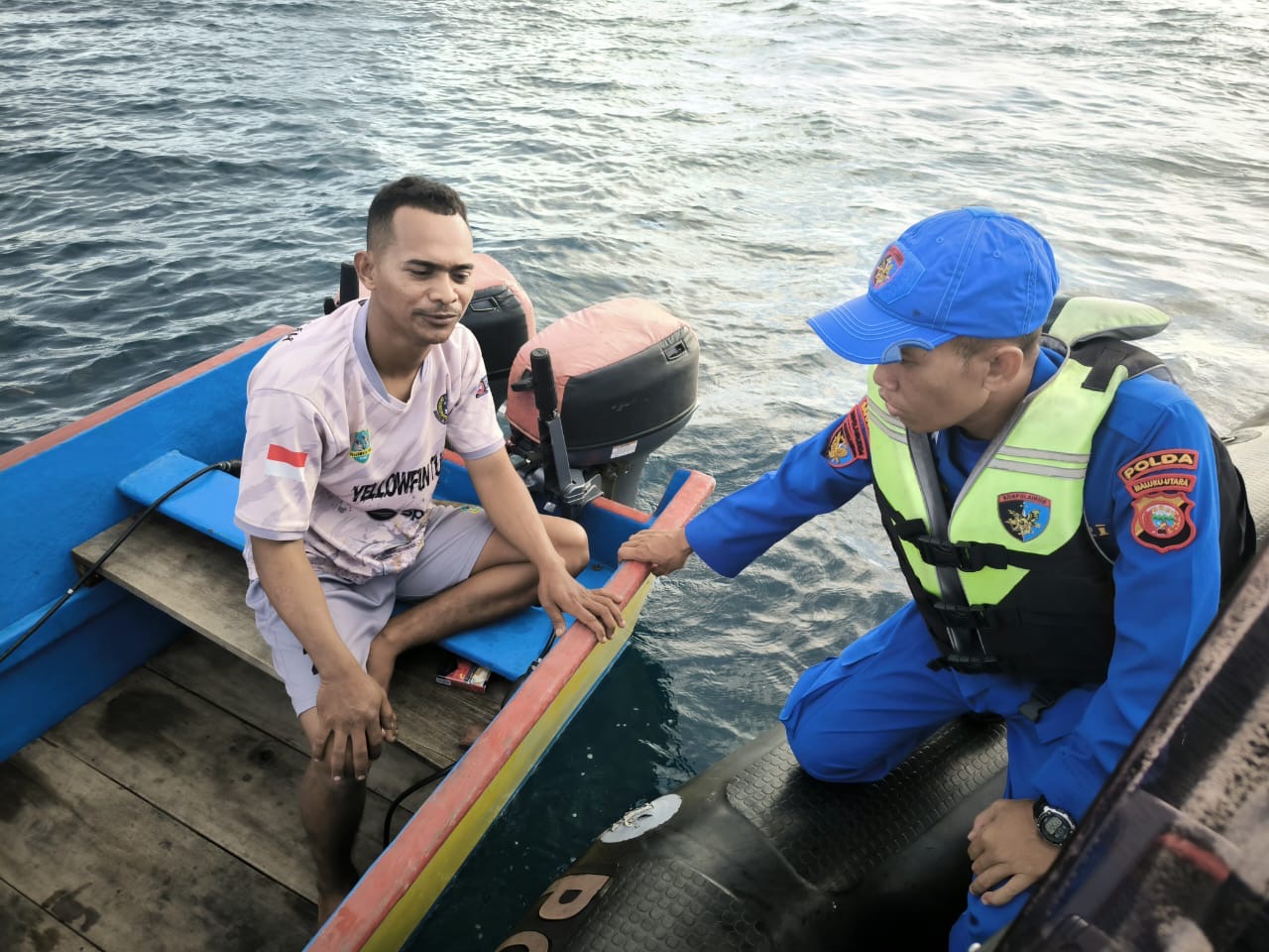 Polairud Polda Malut Tegakkan Keamanan Laut, KP. Shiptender Gelar Patroli dan Sosialisasi Keselamatan Nelayan
