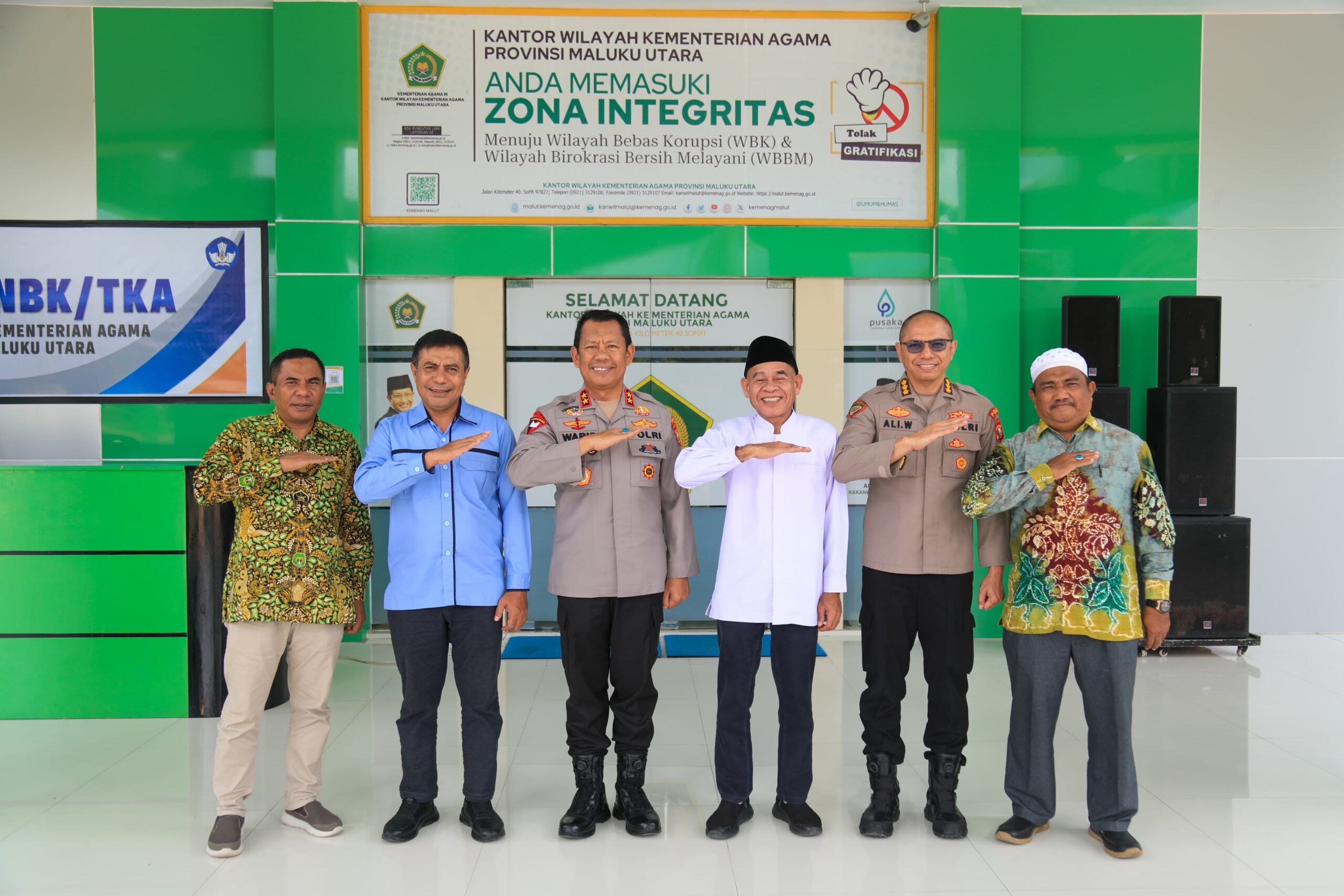 *Kapolda Malut Silaturahmi ke Kakanwil Kemenag, Bahas Sinergi Sosial dan Keagamaan*