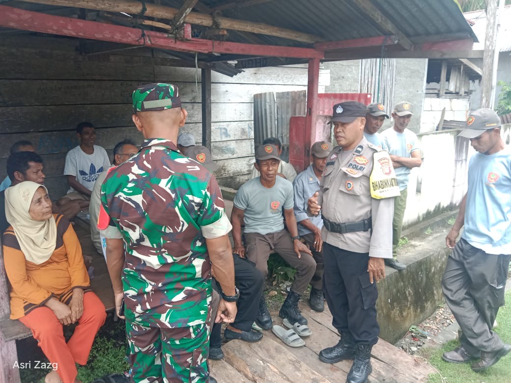 Sinergi TNI-Polri dan Pemerintah Desa Waigai, Patroli Gabungan Wujudkan Lingkungan Aman, Nyaman dan kondusif
