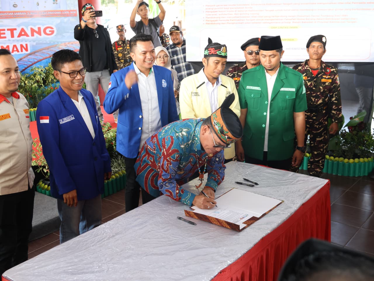 Hadiri Deklarasi Damai Pemuda Lintas Iman, Kapolda Kalteng Ajak Hindari Perpecahan dan Perkuat Persaudaraan