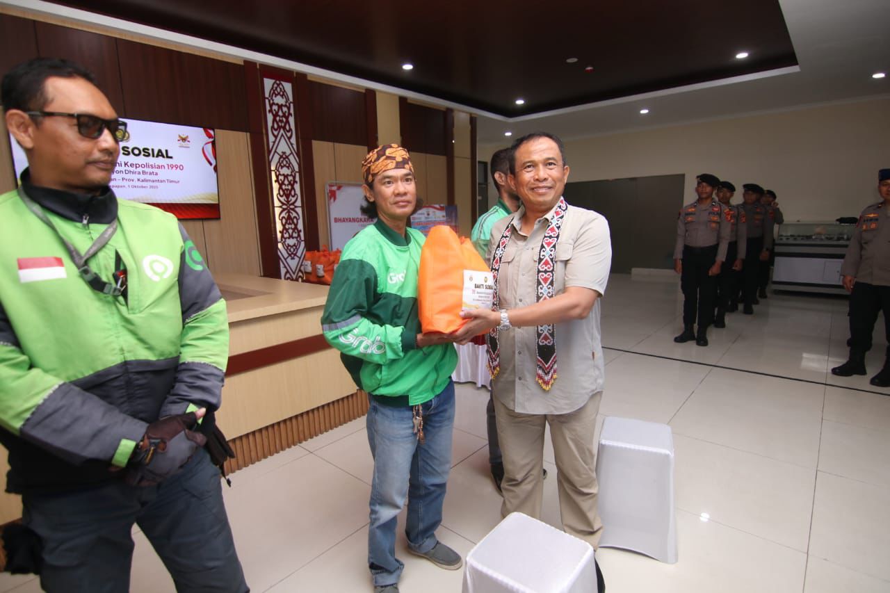 BAKTI SOSIAL ALUMNI AKADEMI KEPOLISIAN 1990 BATALYON “DHIRA BRATA” DI KOTA BALIKPAPAN TANGGAL 1 OKTOBER 2025