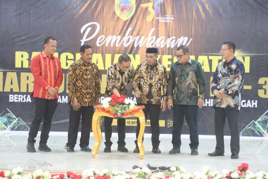Kapolres Halmahera Tengah Hadiri Pembukaan Rangkaian HUT Ke-35 Kabupaten Halmahera Tengah