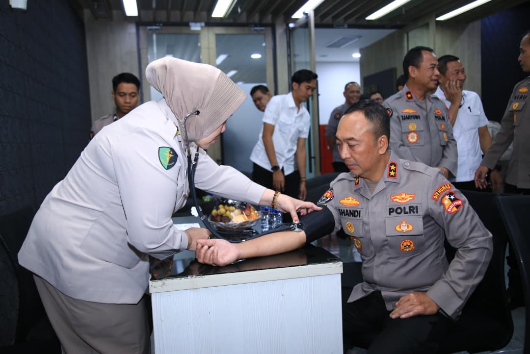 Jelang Hari Jadi ke-74, Humas Polri Gelar Donor Darah