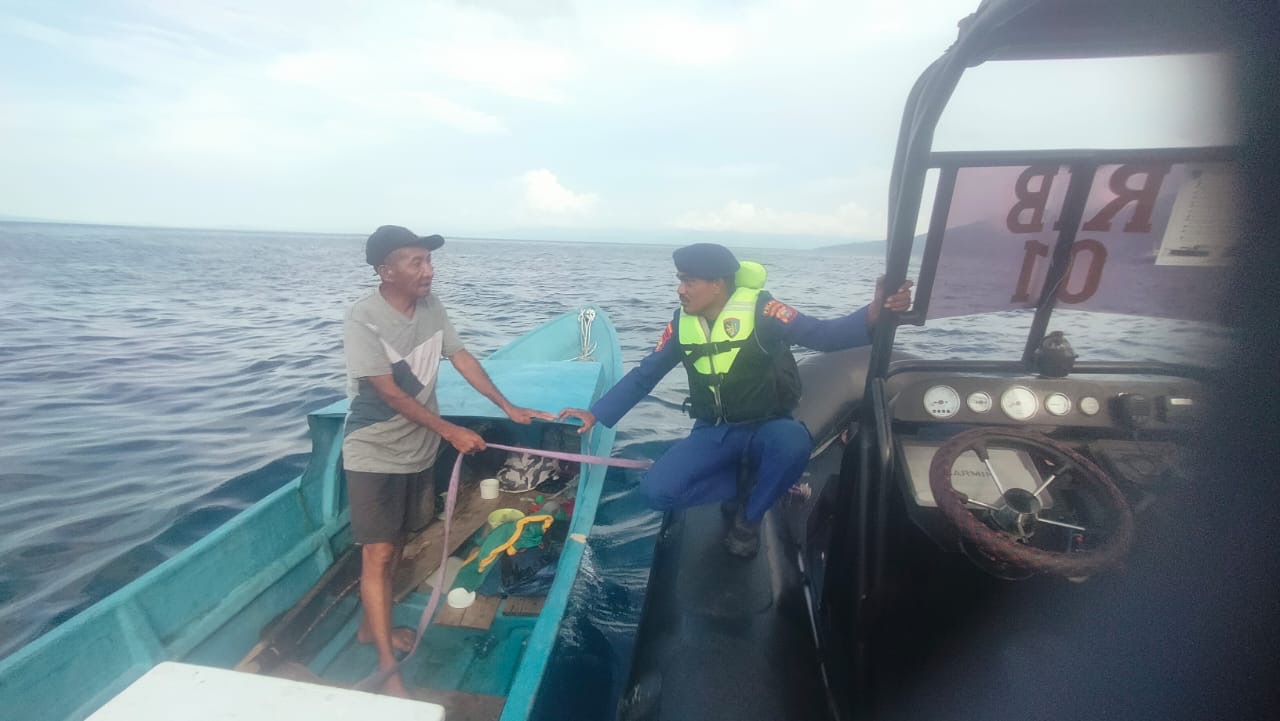 Polairud Polda Malut Perkuat Keamanan Maritim Lewat Patroli dan Giat Polmas di Perairan Ternate