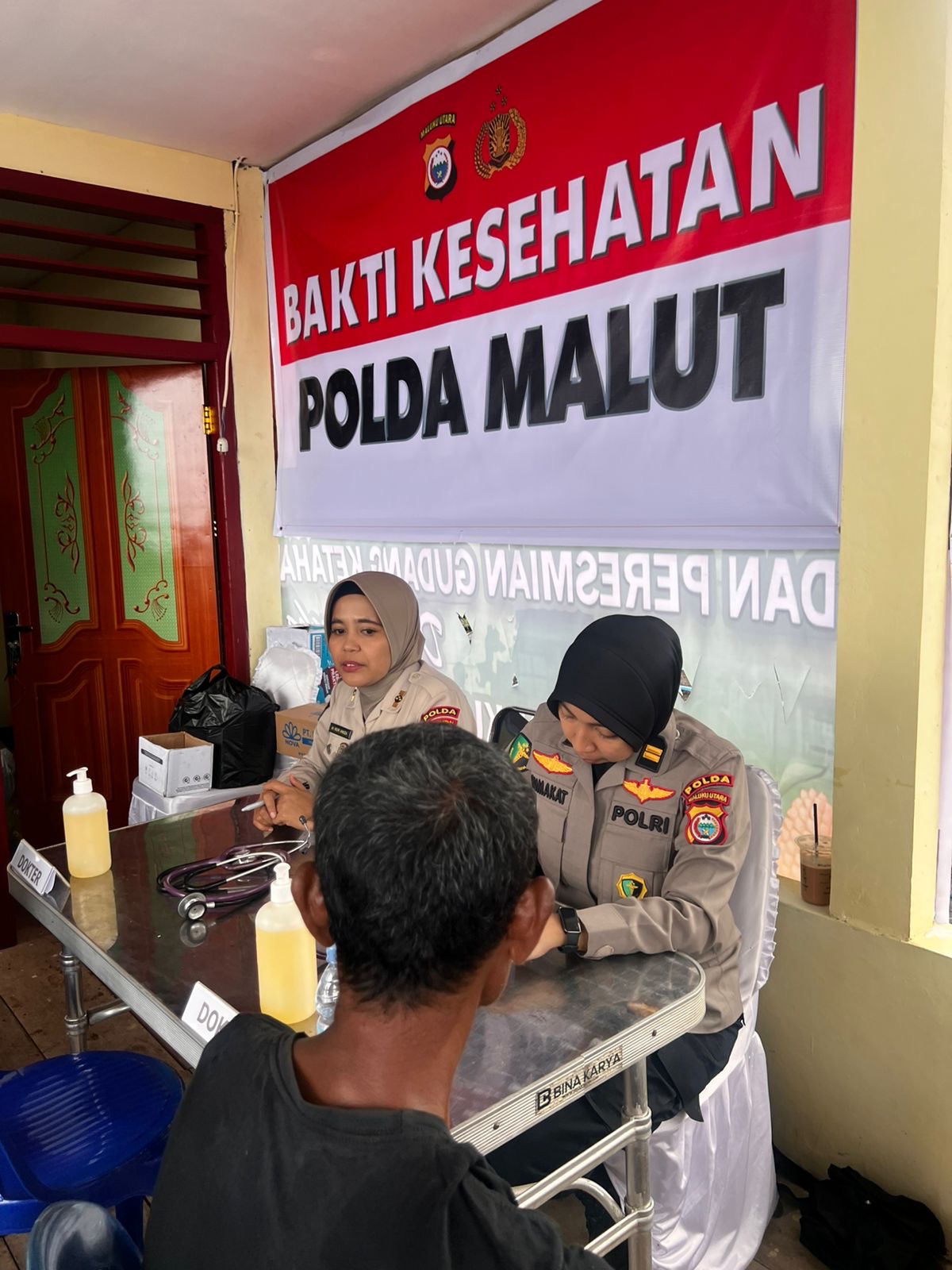 Jaga Produktivitas Pangan, Polda Malut Gelar Bakti Kesehatan kepada Kelompok Tani di Ternate