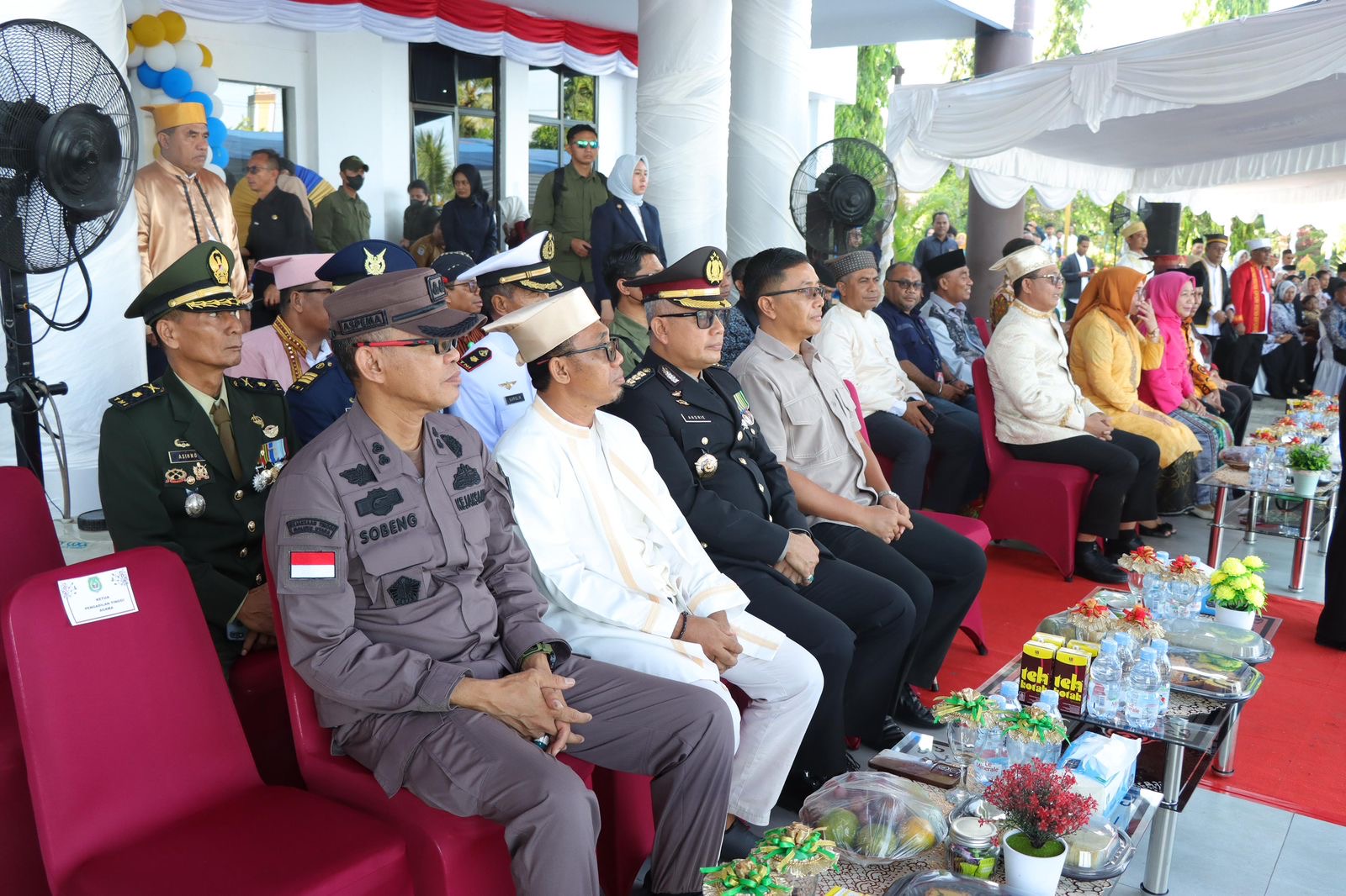 Dukung Dunia Pendidikan, Polda Maluku Utara Turut Sukseskan Upacara Hari Guru Nasional 2025