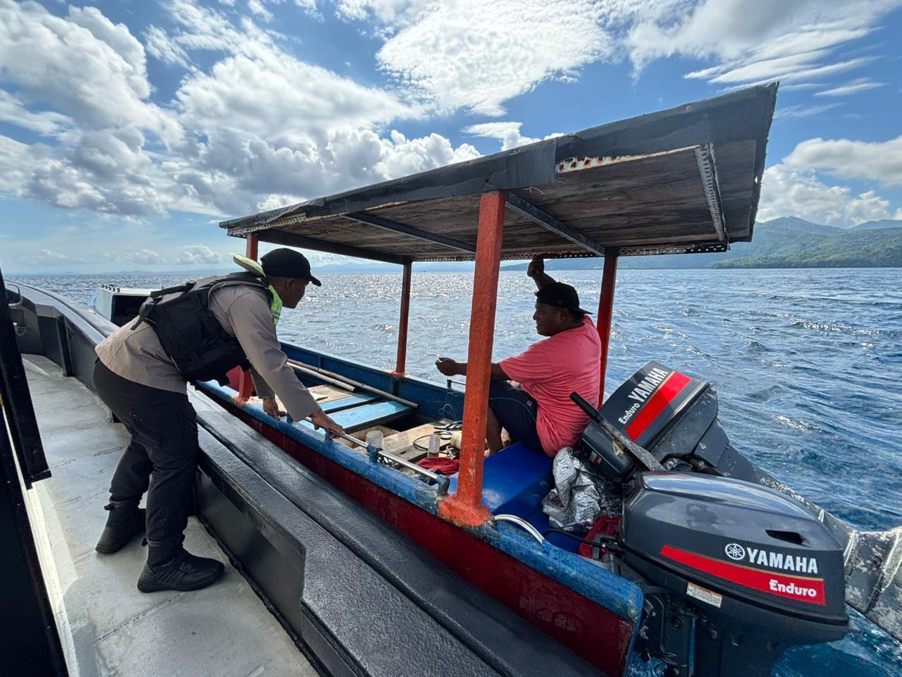 Polairud Polda Malut Amankan Perairan Ternate-Tikep melalui Patroli dan Polmas Laut