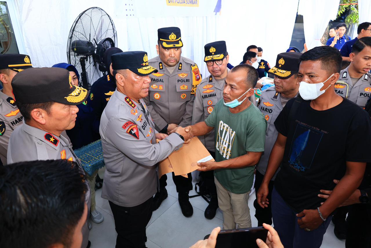 Wakapolri Tinjau Posko Antemortem DVI di Sumatera Barat, Pastikan Proses Identifikasi Korban Berjalan Optimal