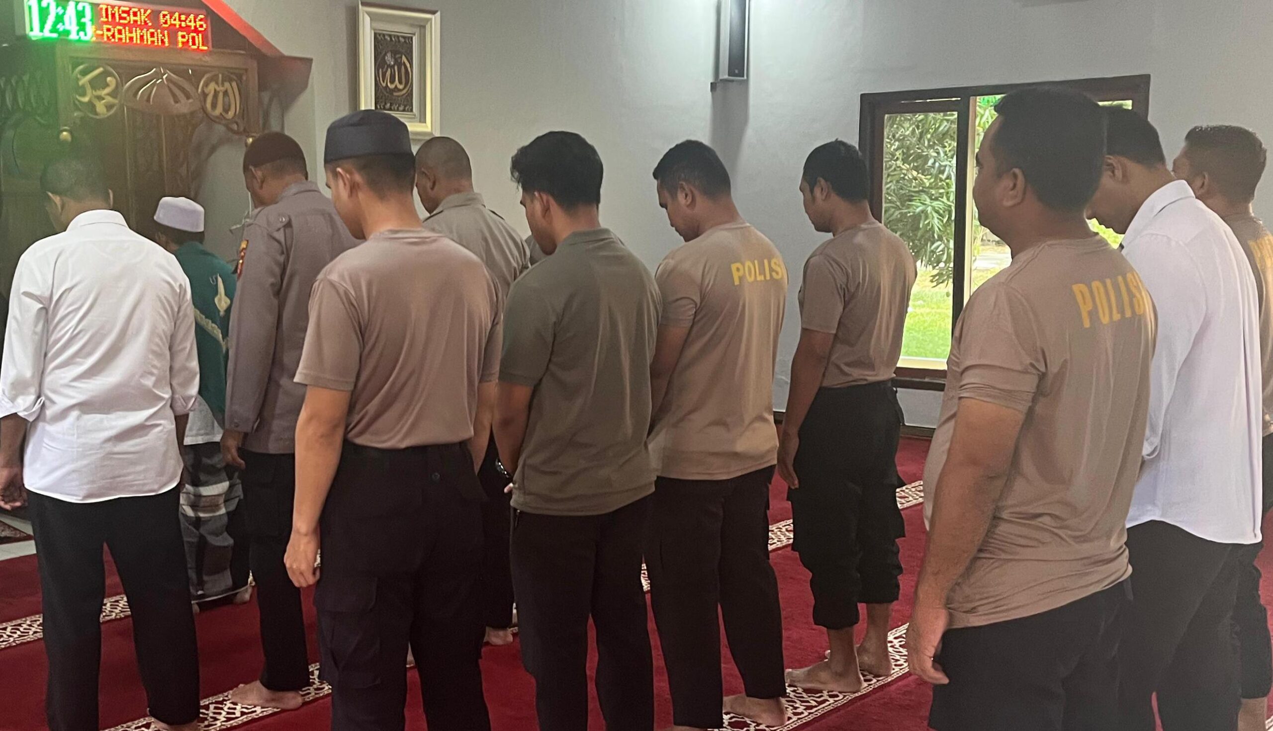 Polres Halteng Gelar Shalat Gaib untuk Korban Bencana Alam di Sumut, Sumbar, dan Aceh