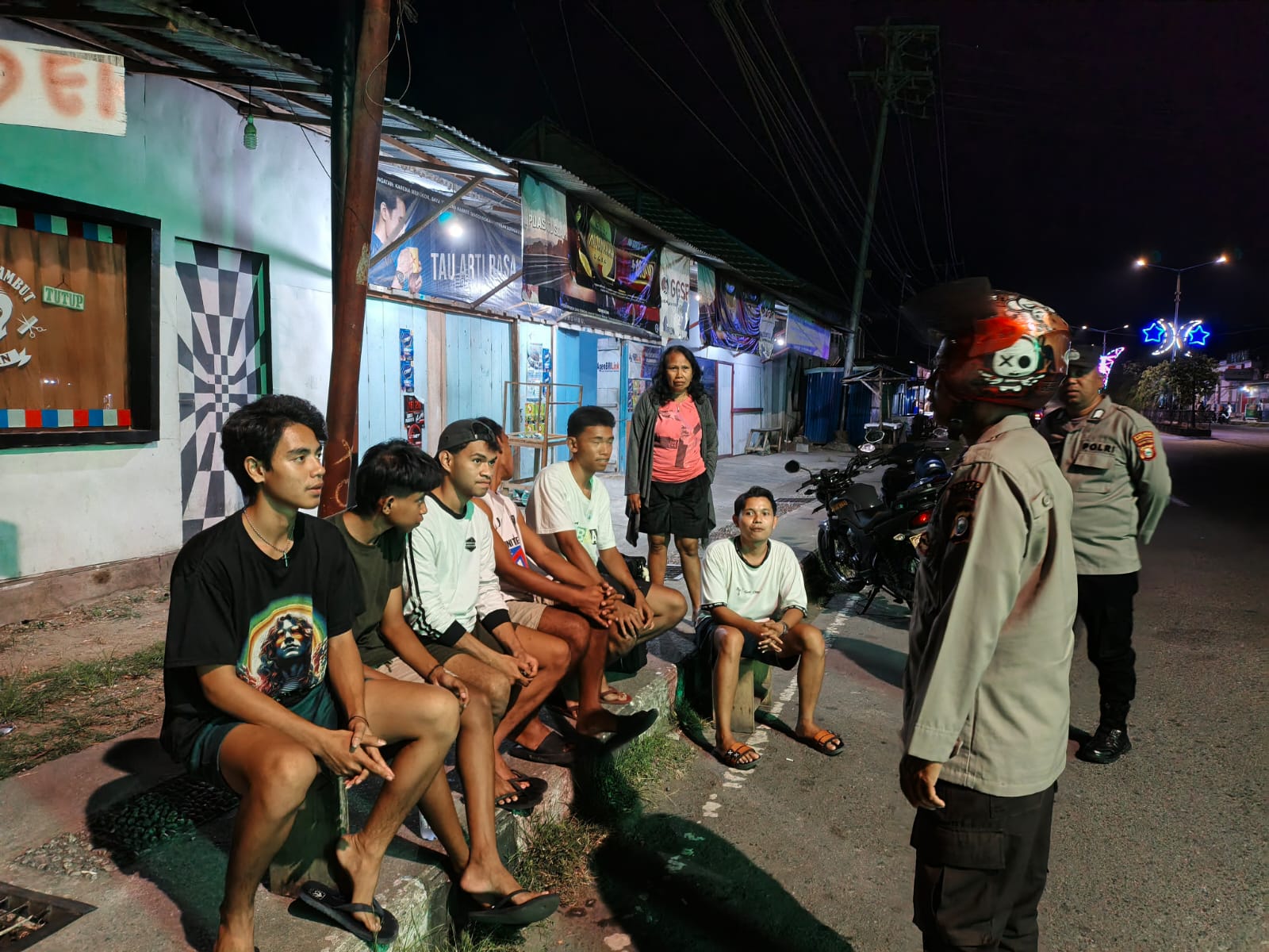 Patroli Malam Ditingkatkan, Polsek Jajaran Polres Halsel Jaga Kondusifitas Wilayah