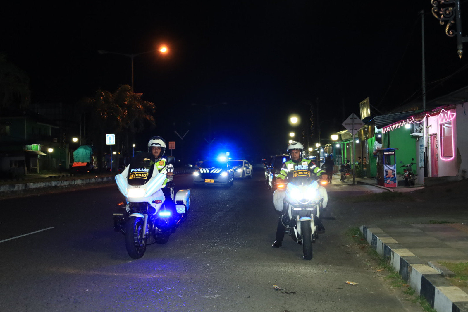 Cegah Laka Lantas, Personel Pos Pam Terpadu Operasi Ketupat Kie Raha 2026 Polda Malut Gelar Patroli Blue Light