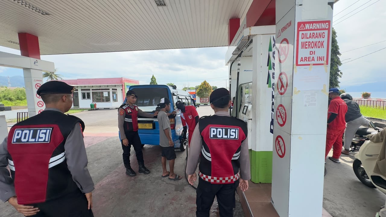Polresta Tidore Hadir di Tengah Warga, Patroli Dialogis Pastikan Distribusi BBM Aman dan Lancar