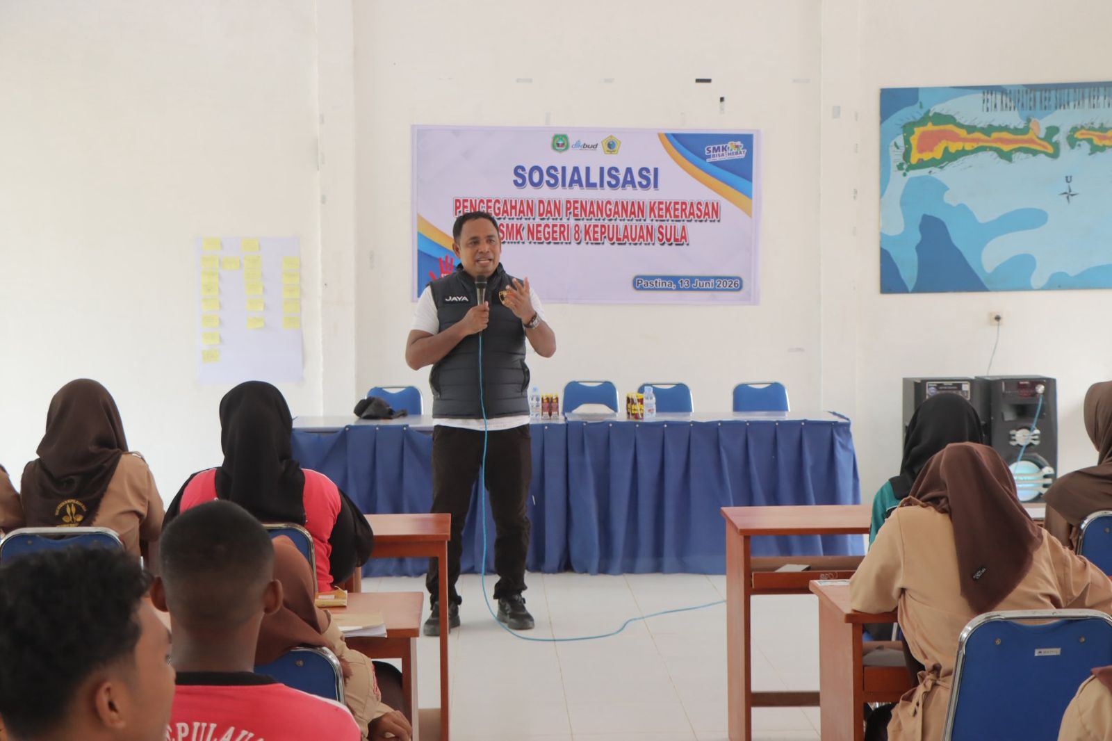 Polres Kepulauan Sula Sosialisasikan Pencegahan dan Penanganan Kekerasan di SMKN 8 Kepulauan Sula