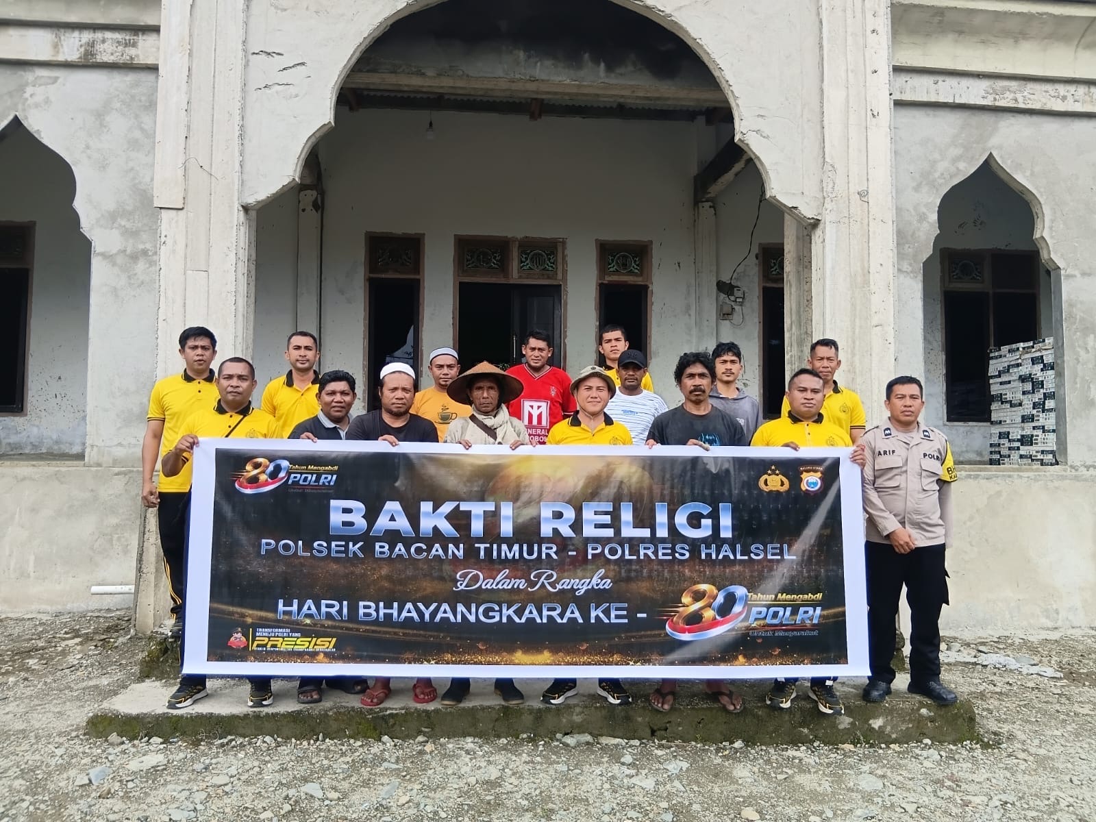 Polsek Jajaran Polres Halmahera Selatan Gelar Bakti Religi Serentak dalam Rangka Peringatan Hari Bhayangkara ke-80