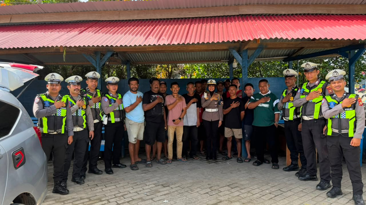 Operasi Patuh Kieraha 2026, Satlantas Polres Halteng Gelar Sosialisasi “On The Spot” di Weda