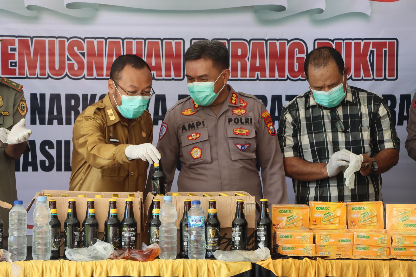 Polresta Tidore Musnahkan Ribuan Barang Bukti Miras dan Narkotika Hasil KRYD