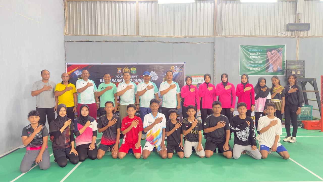 Kapolres Halteng Resmi Buka Kejuaraan Bulutangkis Kapolres Cup 2026