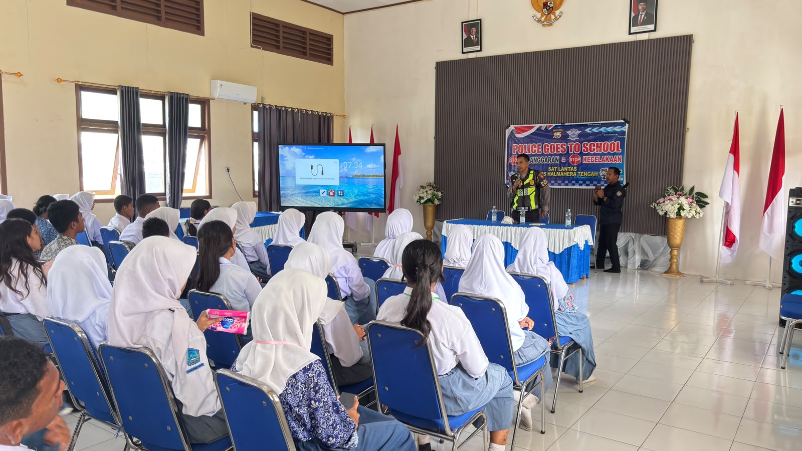 Satlantas Polres Halteng Gelar Police Goes to School di SMK Negeri 8 Halmahera Tengah