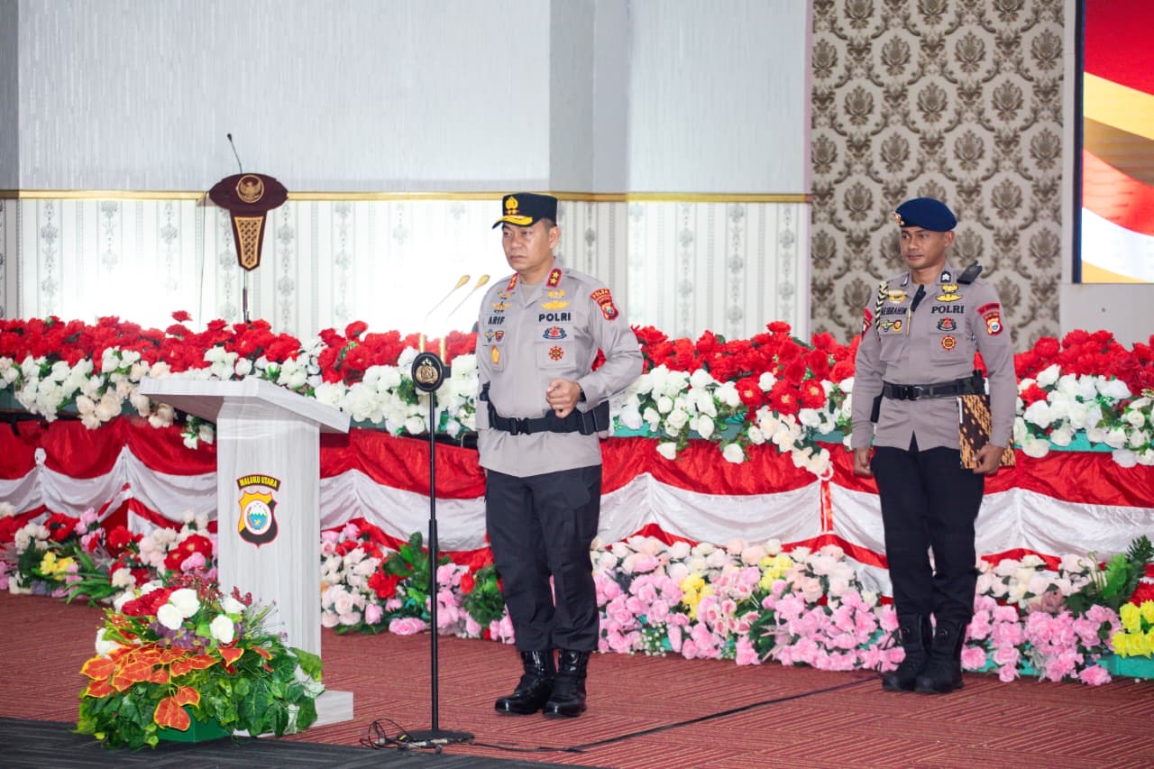 Kapolda Maluku Utara Pimpin Pelantikan dan Sertijab Sejumlah Pejabat Utama serta Kapolres Kepulauan Sula