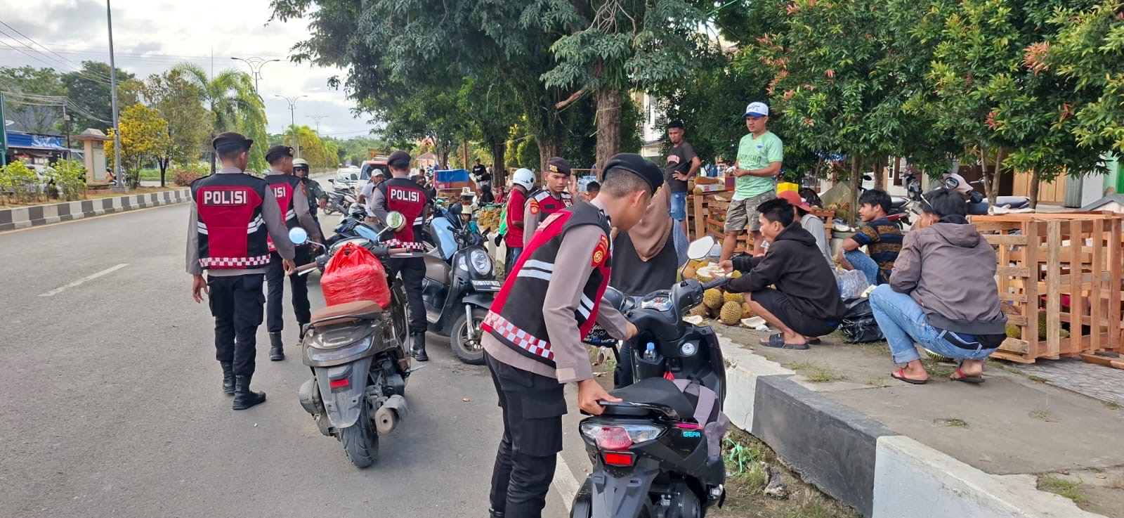 Sat Samapta Polres Halteng Tingkatkan Patroli Dialogis untuk Jaga Stabilitas Kamtibmas