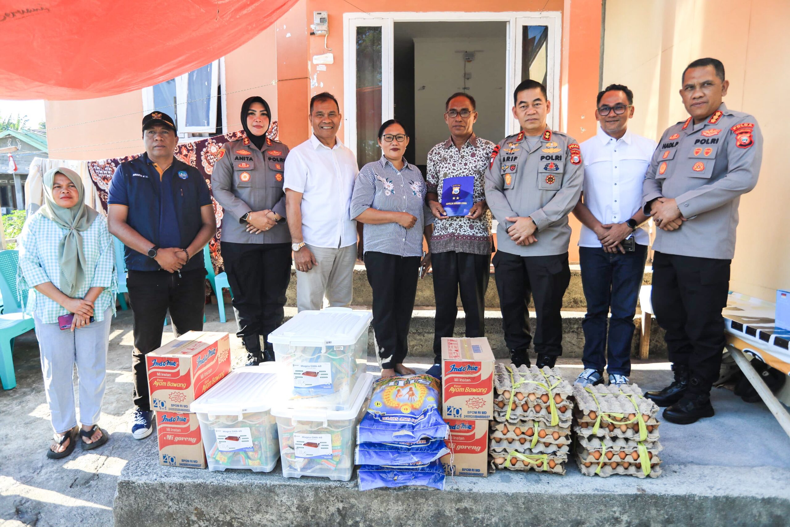 Kapolda Maluku Utara Temui Esau Sidemo, Nelayan yang Bertahan 26 Hari di Tengah Samudra Pasifik
