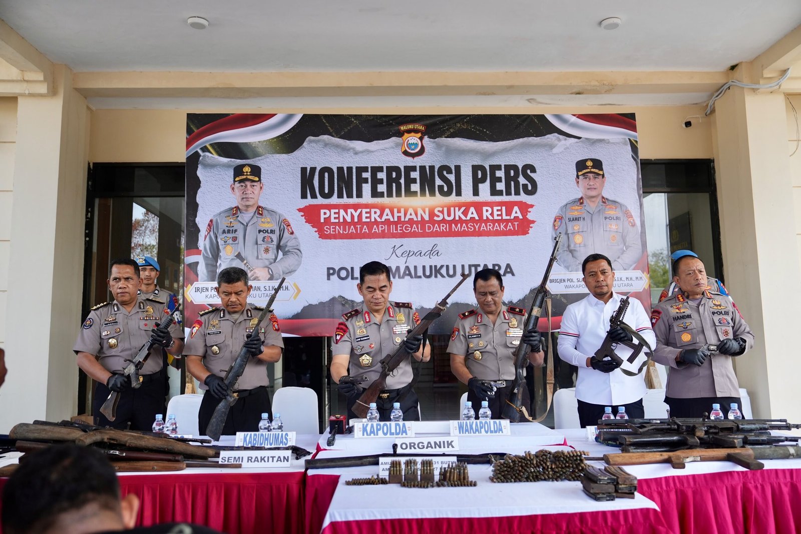 Kapolda Maluku Utara Apresiasi Kesadaran Masyarakat Serahkan Senpi Ilegal