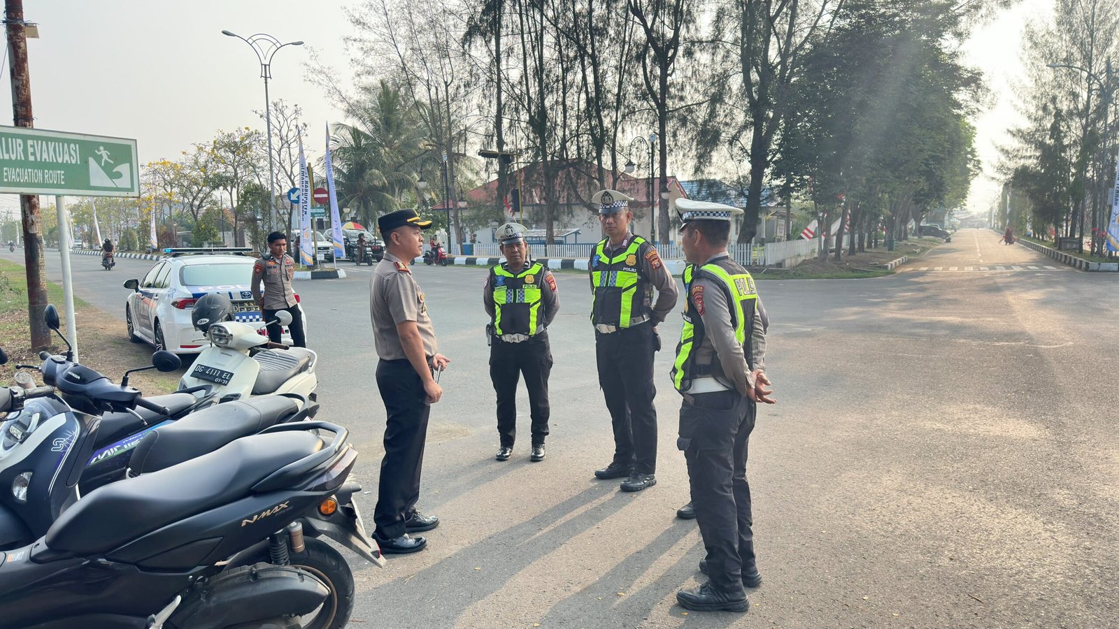 Polres Halteng Gelar Pengaturan Lalu Lintas Pagi Hari, Wujudkan Kehadiran Polri di Tengah Masyarakat