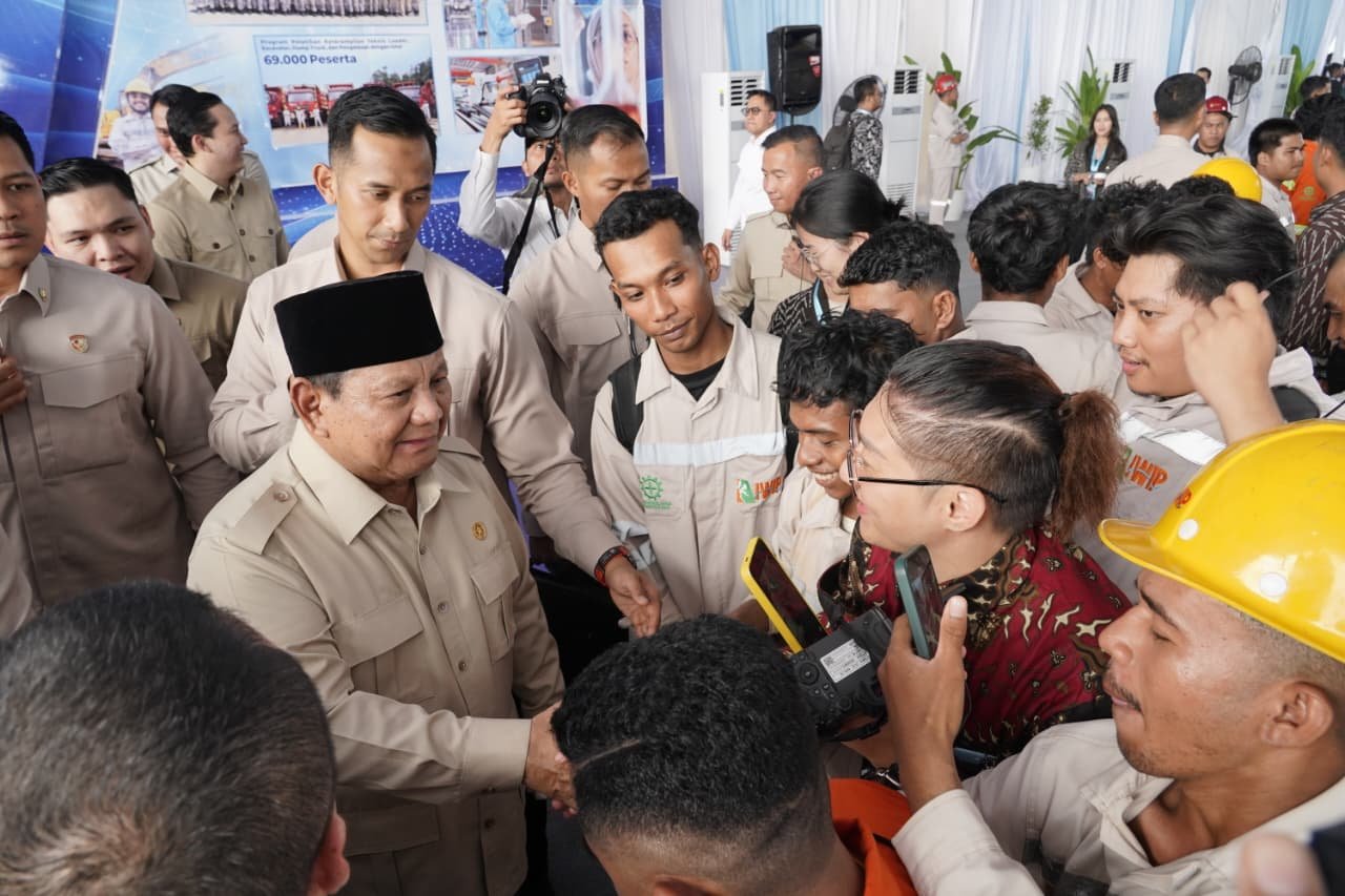 PRESIDEN RI PRABOWO SUBIANTO KUNJUNGAN KERJA KE PT IWIP HALTENG, RESMIKAN SEJUMLAH PROYEK DAN GROUNDBREAKING INDUSTRI STRATEGIS