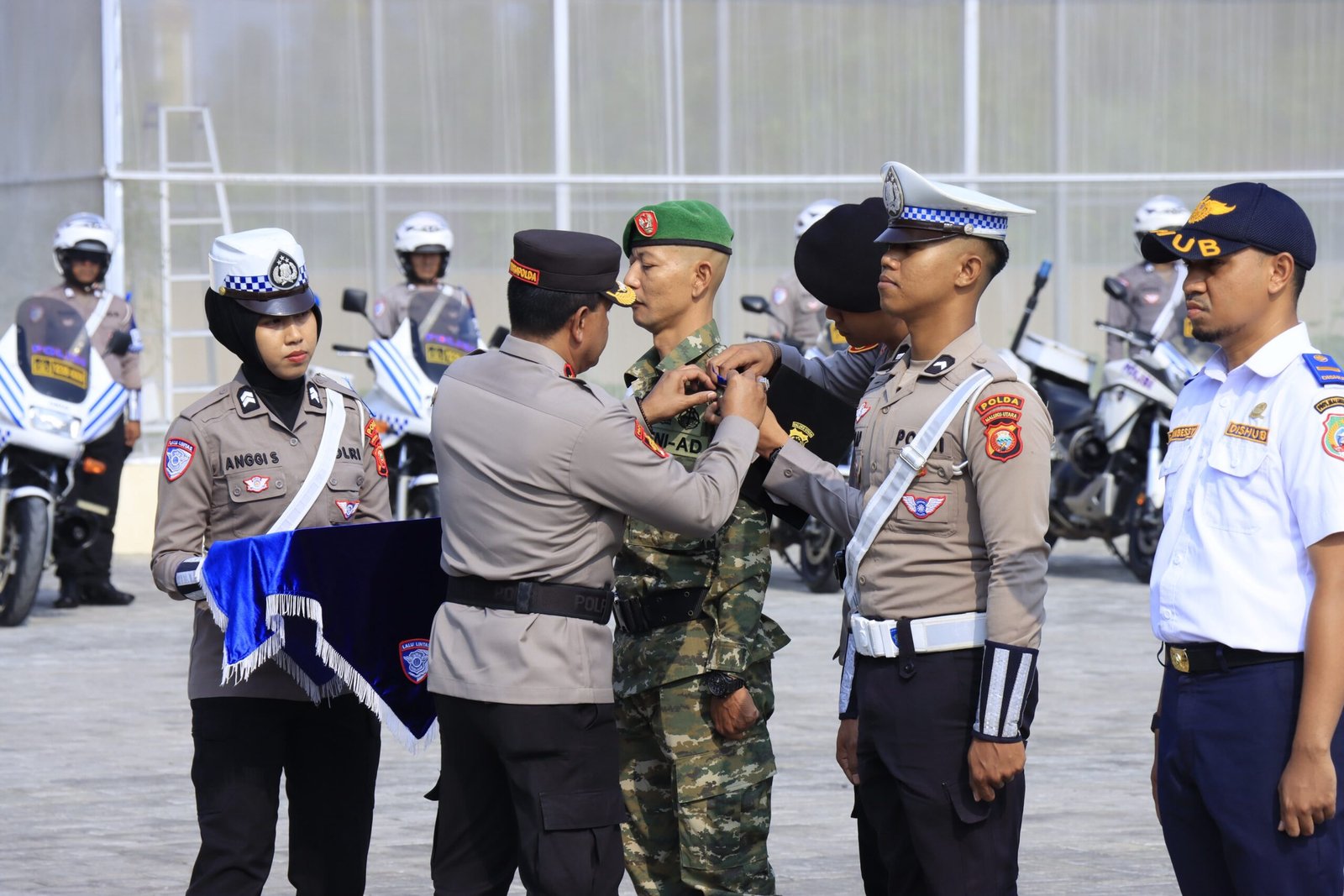 Wakapolda Maluku Utara Pimpin Apel Gelar Pasukan Operasi Patuh Kie Raha 2026