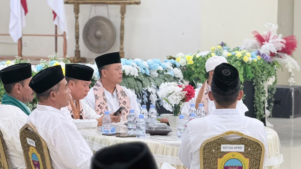 KAPOLRES HALTENG HADIRI ZIKIR AKBAR DALAM RANGKA HUT KE-36 KABUPATEN HALMAHERA TENGAH TAHUN 2026